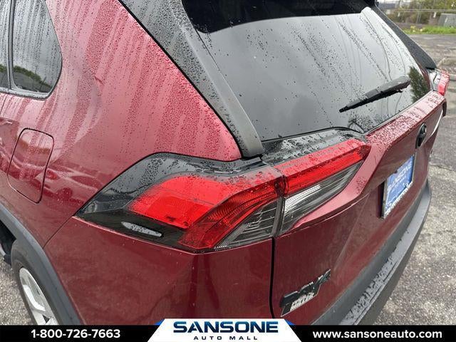 2020 Toyota RAV4 LE