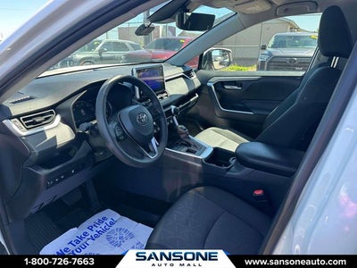 2025 Toyota RAV4 XLE