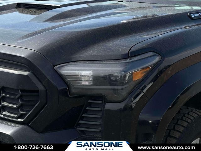 2025 Toyota Tacoma Hybrid TRD Sport