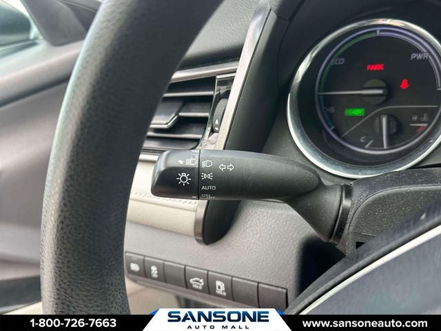 2019 Toyota Camry Hybrid LE