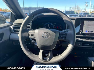 2025 Toyota Camry SE