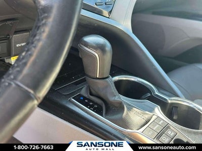 2020 Toyota Camry Hybrid XLE
