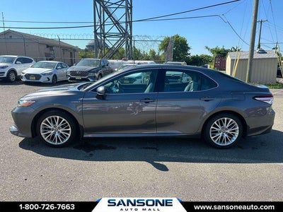 2020 Toyota Camry Hybrid XLE