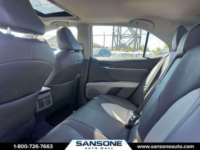 2020 Toyota Camry Hybrid XLE