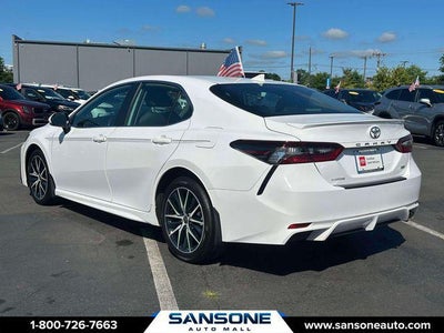 2024 Toyota Camry SE
