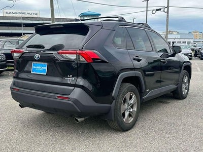 2022 Toyota RAV4 Hybrid LE