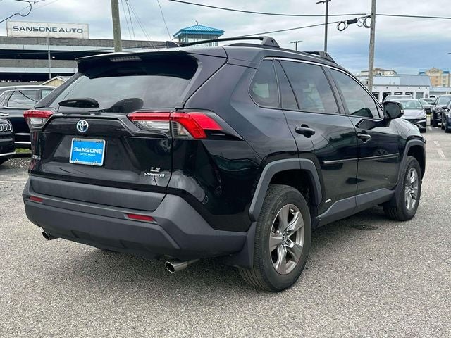 2022 Toyota RAV4 Hybrid LE