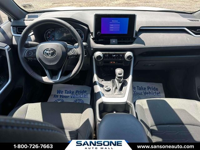 2023 Toyota RAV4 Hybrid SE