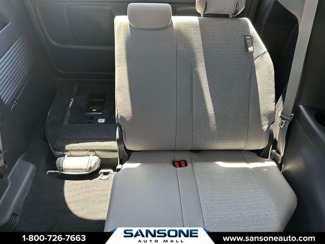 2025 Toyota Sienna LE 8 Passenger