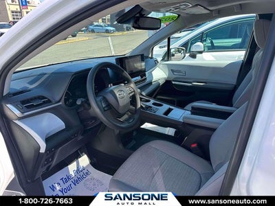2025 Toyota Sienna LE 8 Passenger