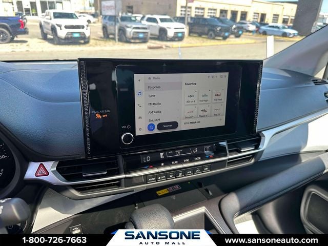 2025 Toyota Sienna LE 8 Passenger