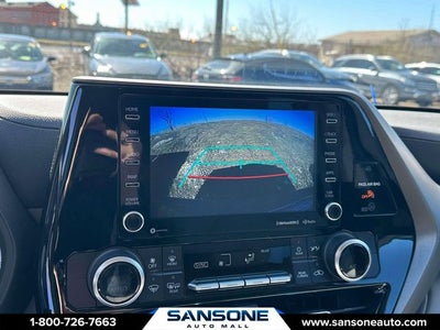 2022 Toyota Highlander LE