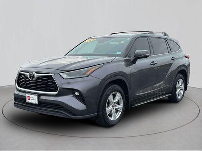 2022 Toyota Highlander LE