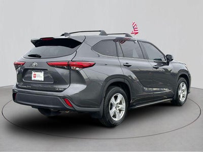 2022 Toyota Highlander LE