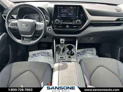 2022 Toyota Highlander LE