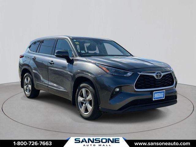2022 Toyota Highlander LE
