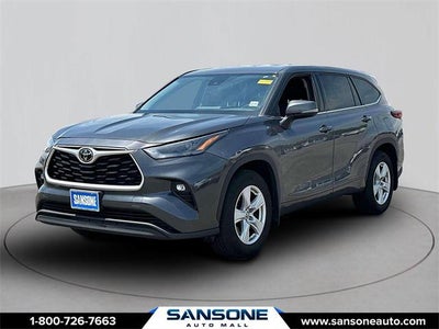 2022 Toyota Highlander LE