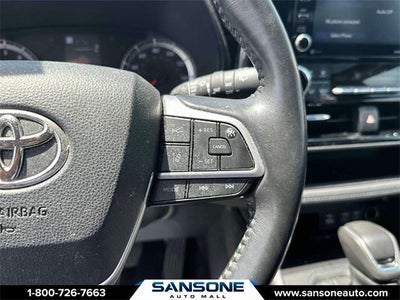 2022 Toyota Highlander LE
