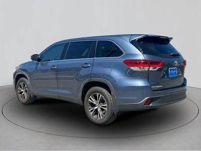 2019 Toyota Highlander LE