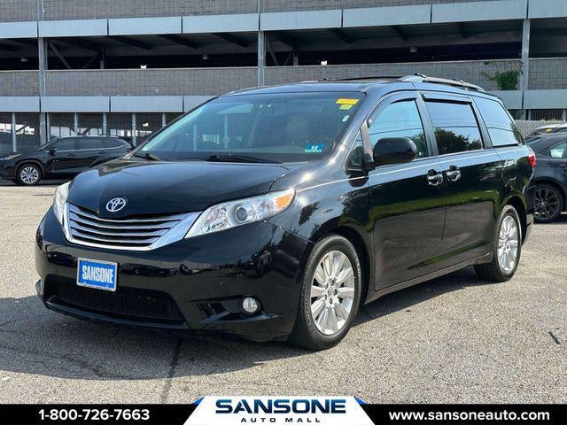 2016 Toyota Sienna XLE 7 Passenger