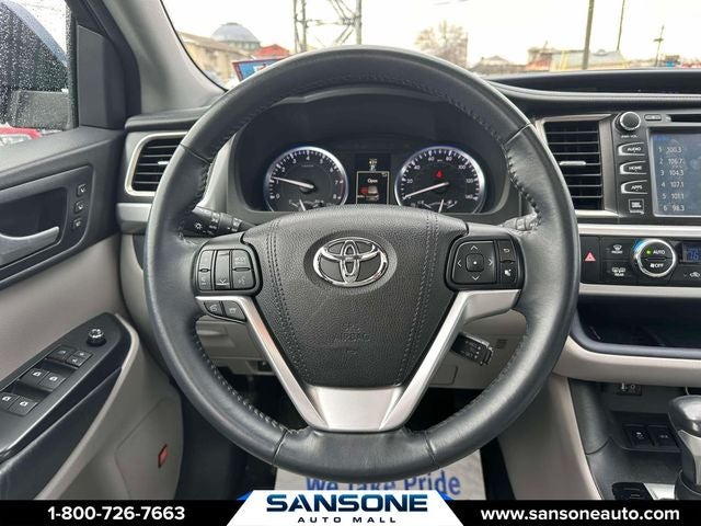 2016 Toyota Highlander Limited