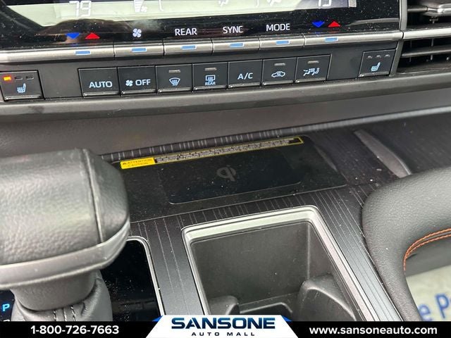 2022 Toyota Sienna XSE 7 Passenger