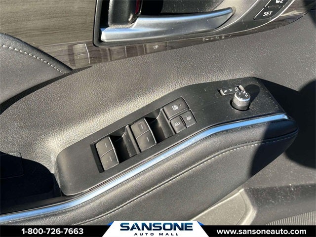 2025 Toyota Highlander Hybrid Platinum