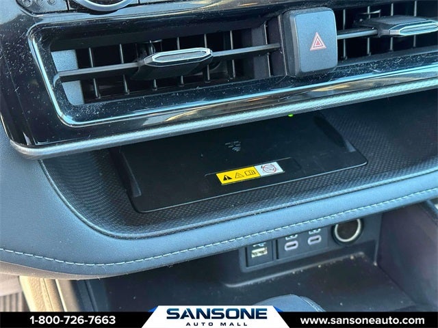 2025 Toyota Highlander Hybrid Platinum