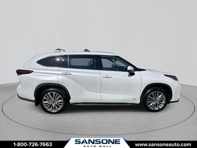 2026 Toyota Highlander Hybrid Platinum