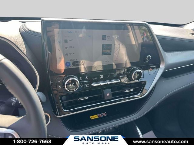 2026 Toyota Highlander Hybrid Platinum