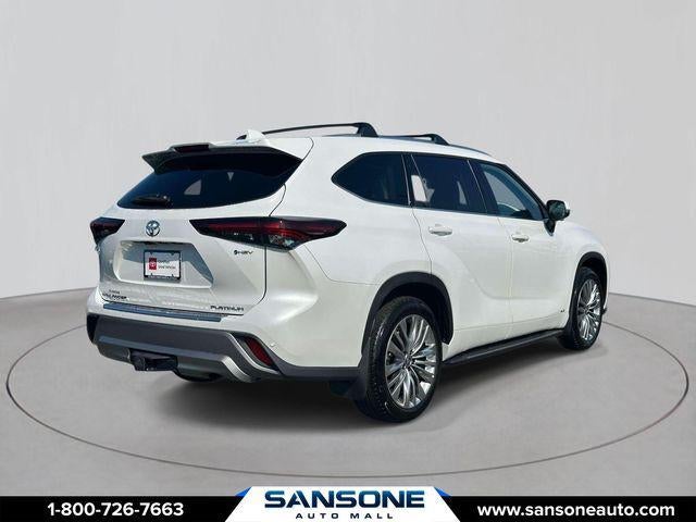 2026 Toyota Highlander Hybrid Platinum