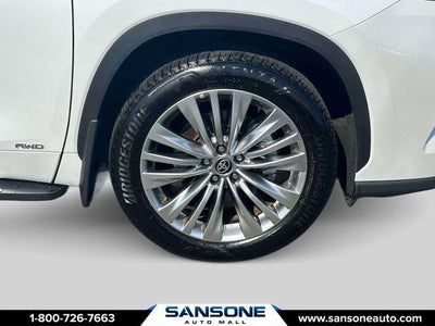 2026 Toyota Highlander Hybrid Platinum