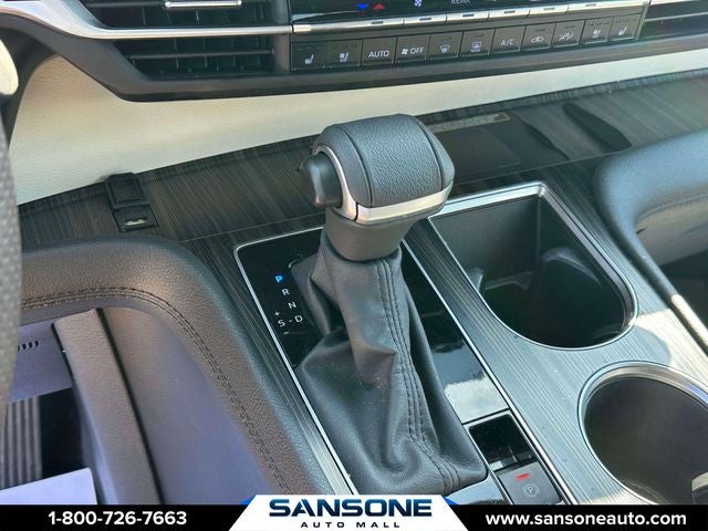 2024 Toyota Sienna Platinum 7 Passenger