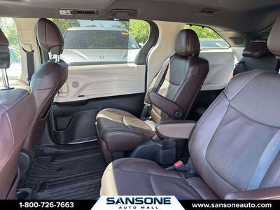 2024 Toyota Sienna Platinum 7 Passenger
