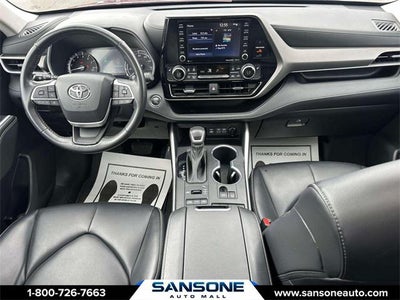 2022 Toyota Highlander XLE