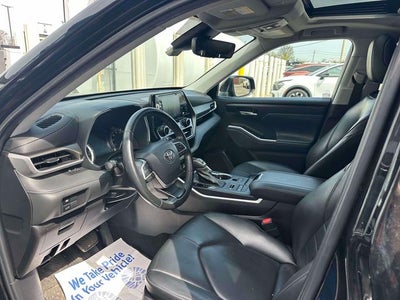 2022 Toyota Highlander XLE