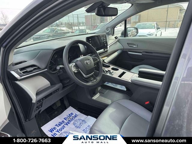 2024 Toyota Sienna XLE