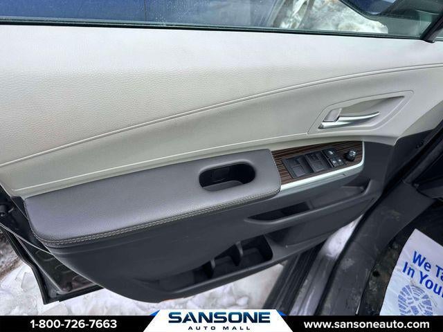 2024 Toyota Sienna XLE 8 Passenger