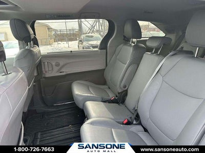 2024 Toyota Sienna XLE 8 Passenger