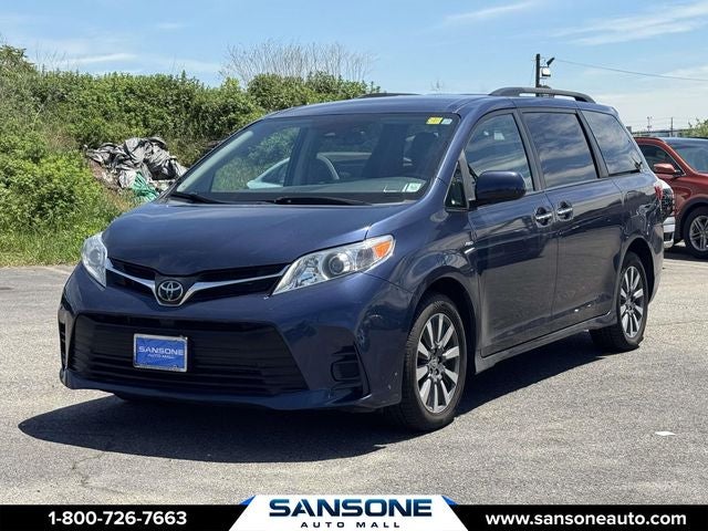 2020 Toyota Sienna LE 7 Passenger