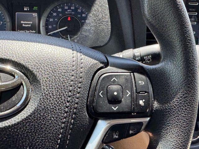 2020 Toyota Sienna LE 7 Passenger
