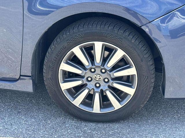 2020 Toyota Sienna LE 7 Passenger