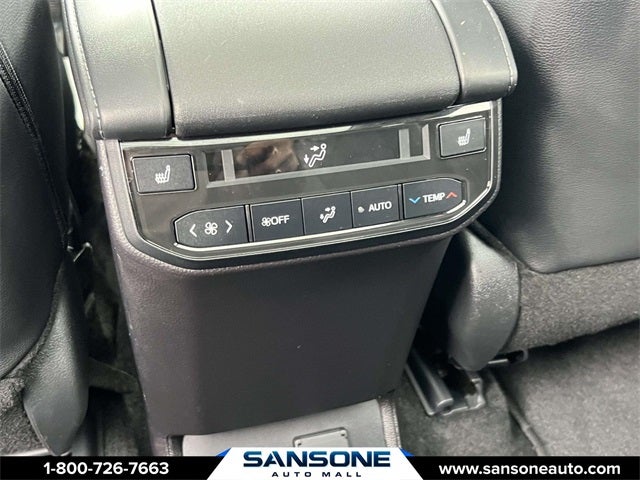 2024 Toyota Highlander Platinum