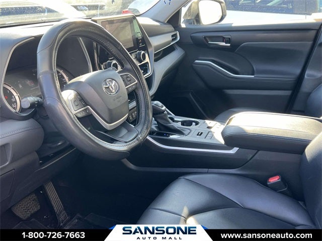 2023 Toyota Highlander XLE