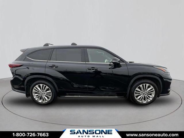 2025 Toyota Highlander Platinum