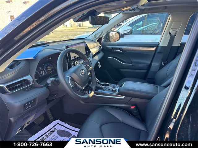 2026 Toyota Highlander Platinum