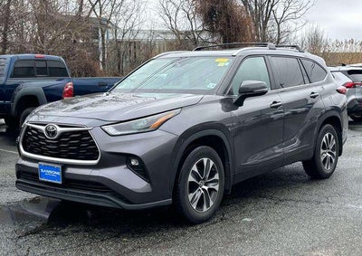 2023 Toyota Highlander L