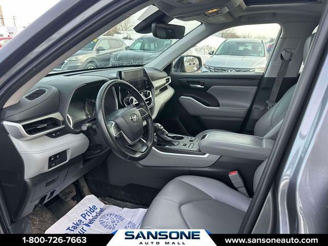 2023 Toyota Highlander XLE