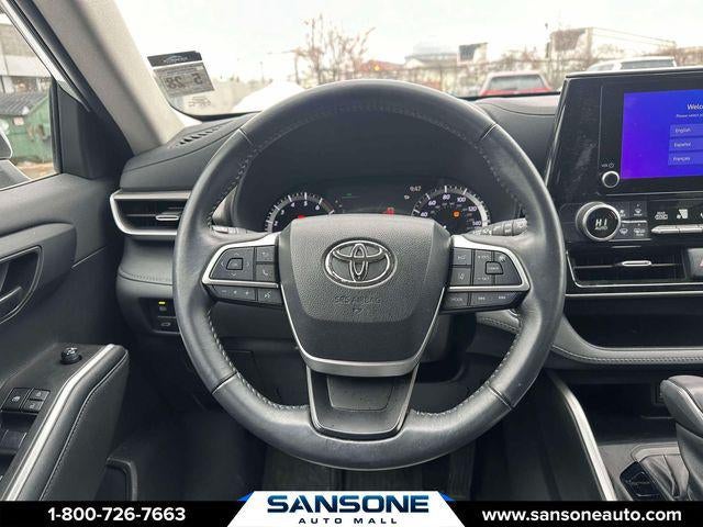 2023 Toyota Highlander LE