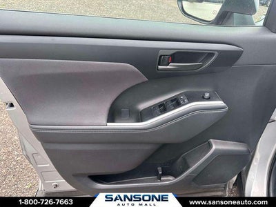 2025 Toyota Highlander LE